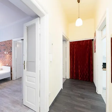 Mariacki Church 3-rooms P4you Pl Krakow